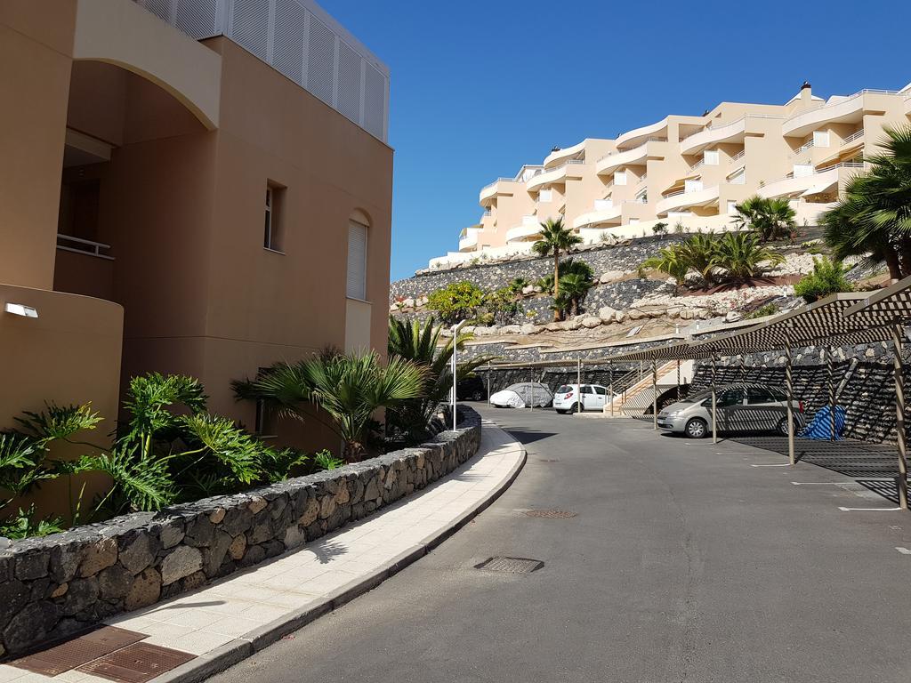 Oasis La Caleta Apartment